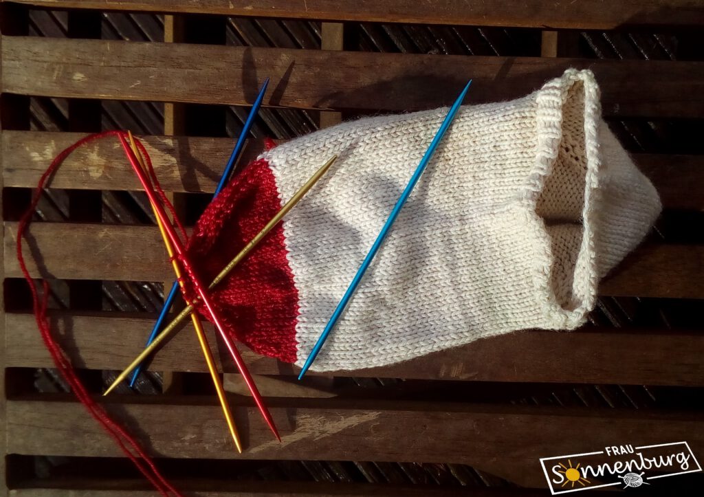 Socken stricken - addi - Colibri - Stricken in Runden - Sockenspitze stricken