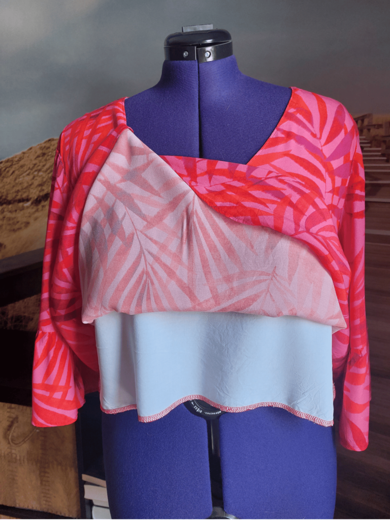 Ruffle Sleeve Top - Futter