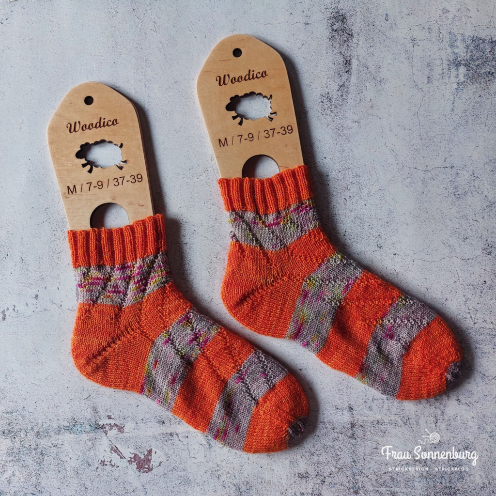 Ringelsocken - Chicken Socks #1 in orange und graumeliert
