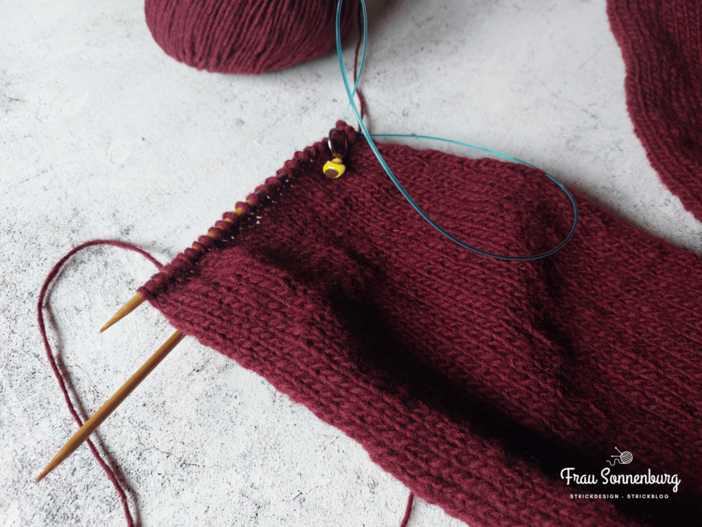 Ärmel stricken mit dem Magic Loop: Schritt 3