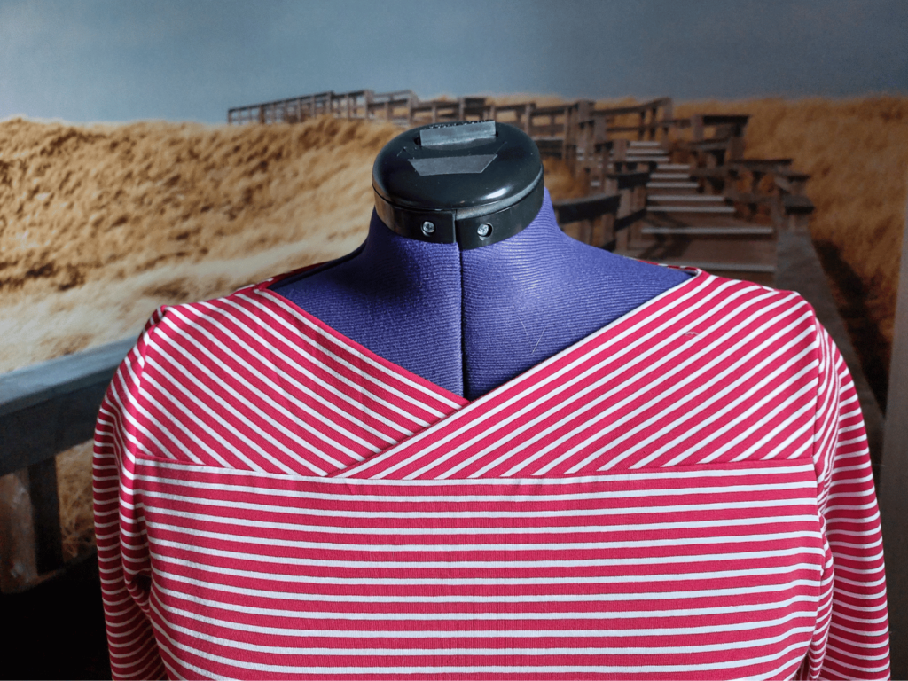 Ringelshirt Patternhack - Ringelshirt mit V-Ausschnitt