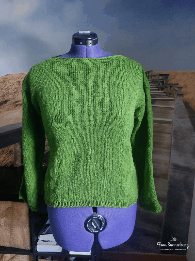grüner Strickpullover - Sevilla Blouse von Petit Knit - Auf den Nadeln September