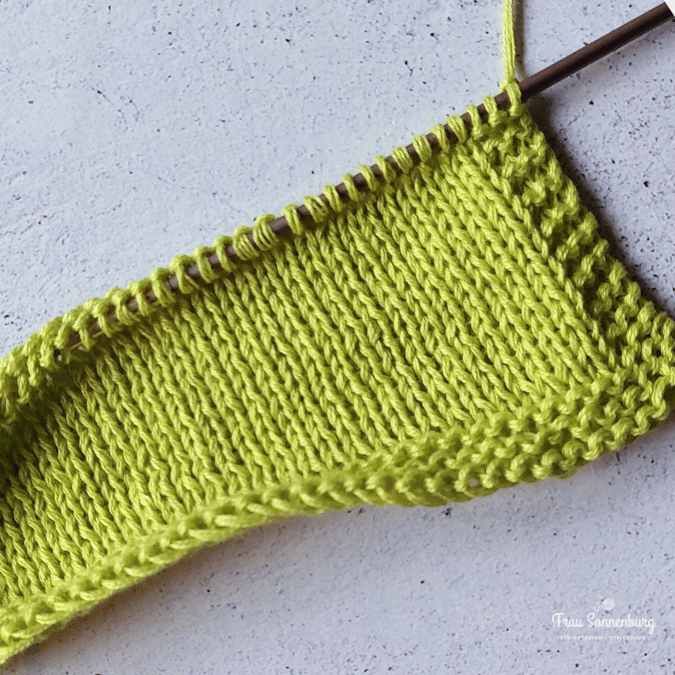Maschenprobe Kiwigrün - Auf den Nadeln im Januar