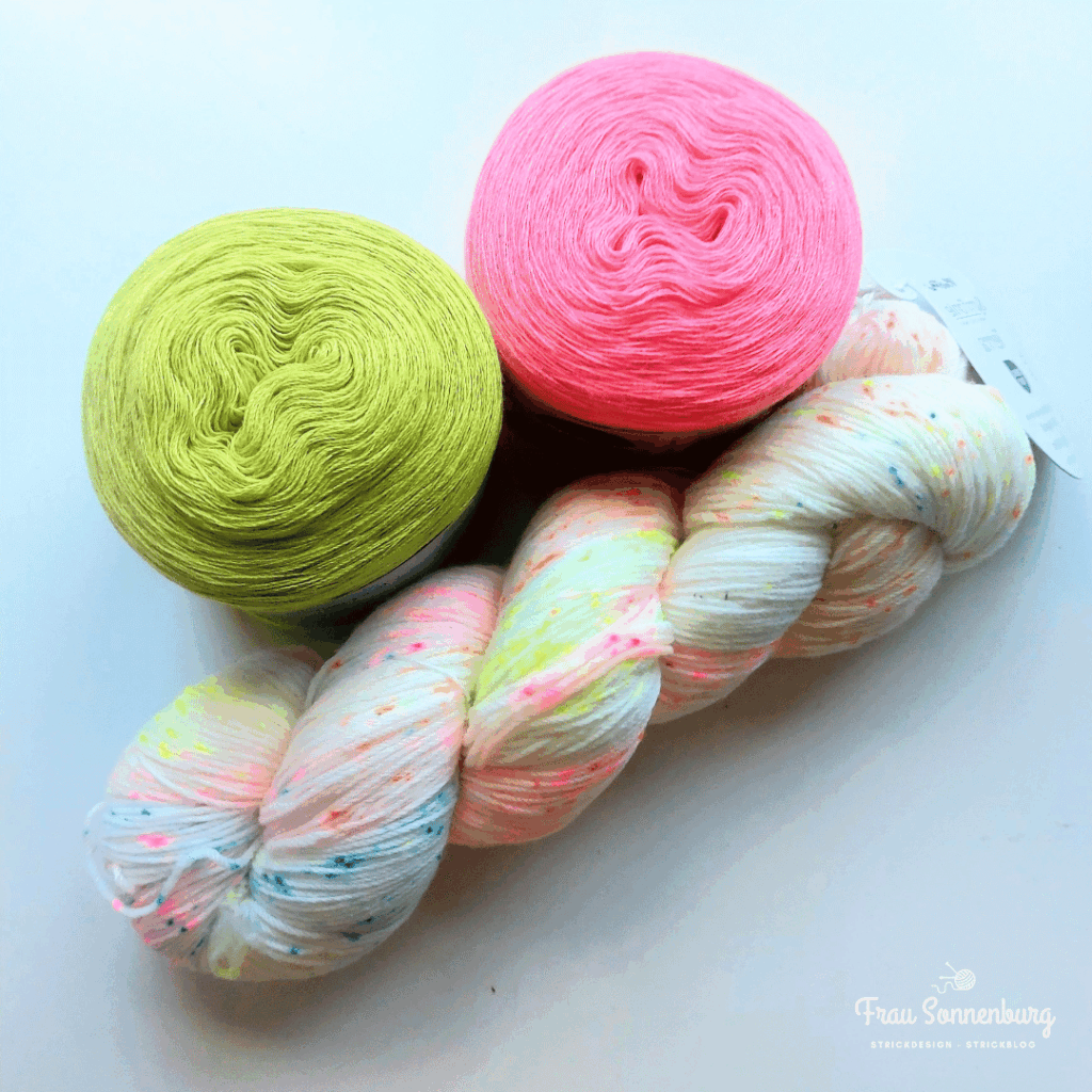 Wollknäuel in pink, kiwi und neonfarben