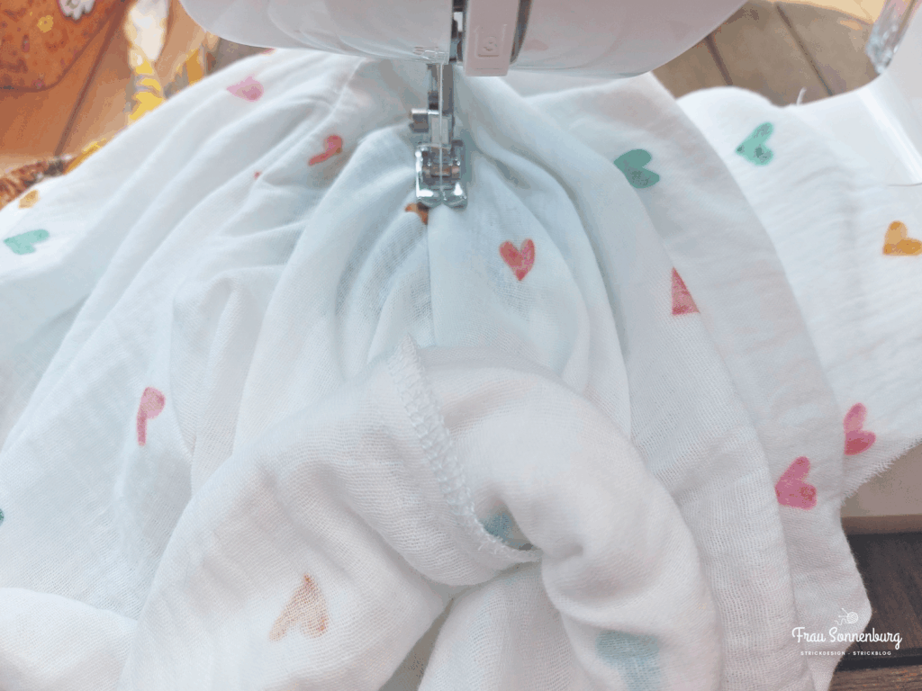 Olya Blouse - Topstitching - Donut-Methode